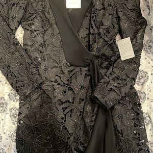 Gorgeous brand new Harlyn coat dress .. it’s fabulous !!